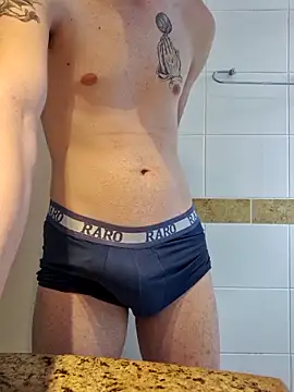 Salsicha244 online show from December 16, 2025, 11:59 am