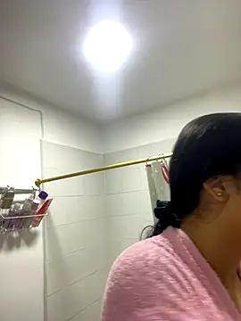 IsabellaJoness  online show from October 20, 2025, 11:10 am