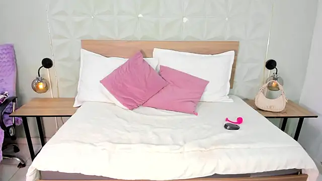 ValeryTrans  online show from March 29, 2026, 1:22 pm