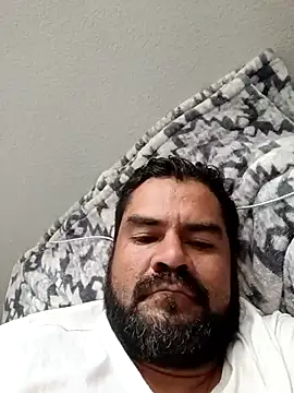 theking1 1 online show from October 18, 2025, 3:02 pm