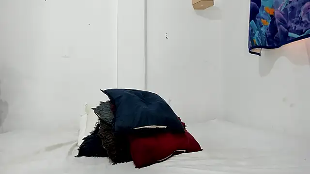 isabella ma2 online show from October 14, 2025, 3:02 pm