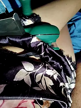 Snapshot of lujuria2 chatting on December 1, 2025, 7:13 am lujuria2 online show from December 1, 2025, 7:13 am