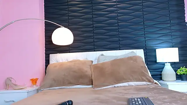 Snapshot of Valery_Nasty__ chatting on October 7, 2025, 6:49 pm Valery Nasty online show from October 7, 2025, 6:49 pm