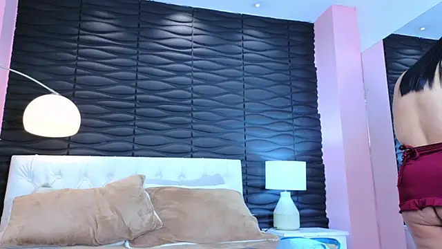 Snapshot of Valery_Nasty__ chatting on October 21, 2025, 7:47 pm Valery Nasty online show from October 21, 2025, 7:47 pm