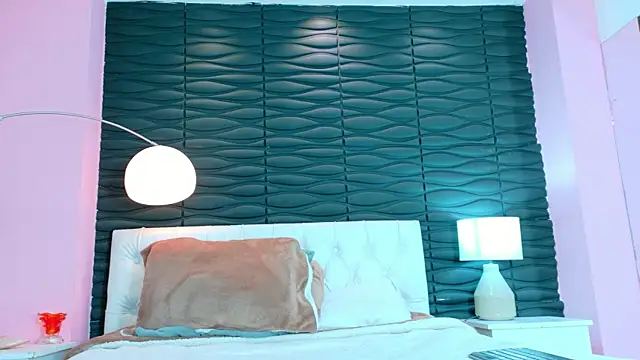 Snapshot of Valery_Nasty__ chatting on November 4, 2025, 4:17 pm Valery Nasty online show from November 4, 2025, 4:17 pm