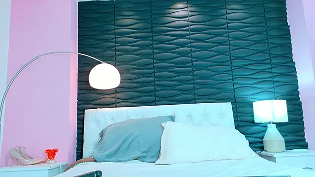 Snapshot of Valery_Nasty__ chatting on November 7, 2025, 7:25 pm Valery Nasty online show from November 7, 2025, 7:25 pm