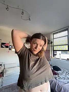 Seturselfonfire online show from February 13, 2026, 7:43 pm