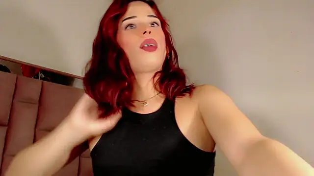 roxanawillts online show from December 1, 2025, 11:59 am