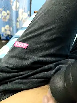 123Imranshaik123 online show from April 17, 2026, 2:20 pm