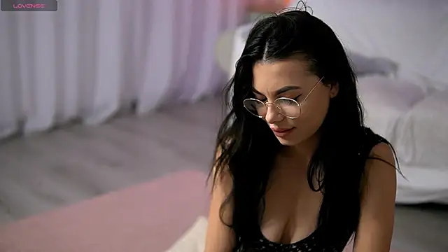 SierraVyx online show from September 26, 2025, 4:05 am