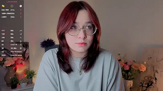 NyamNyamNyammm online show from September 29, 2025, 2:11 pm