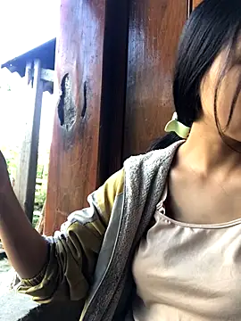 Mai lovely online show from October 18, 2025, 1:52 am