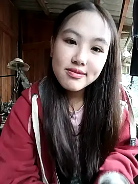 Mai lovely online show from November 18, 2025, 3:01 am