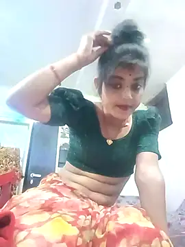 Snapshot of Mahek_love143 chatting on November 10, 2025, 2:05 pm Mahek love143 online show from November 10, 2025, 2:05 pm