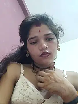 Snapshot of Mahek_love143 chatting on June 25, 2026, 11:42 pm Mahek love143 online show from June 25, 2026, 11:42 pm