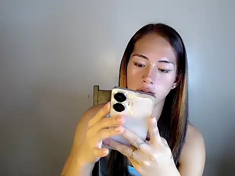 Snapshot of ashley_bombshell chatting on October 28, 2025, 8:18 am ashley bombshell online show from October 28, 2025, 8:18 am