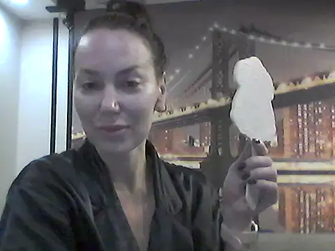 Selirine online show from October 12, 2025, 8:02 am
