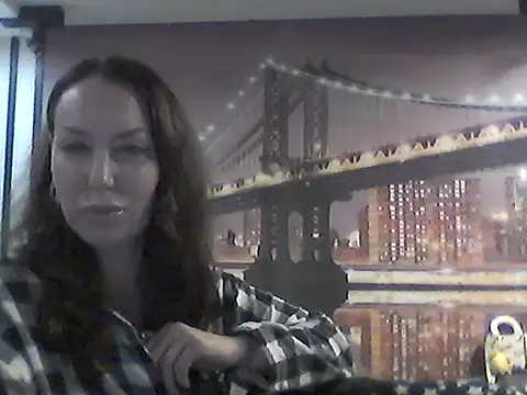 Selirine online show from October 16, 2025, 8:37 am