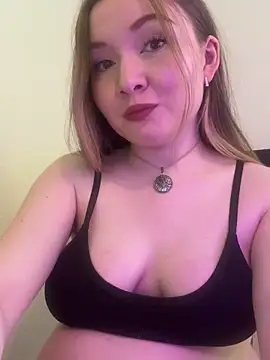Amalie Smith online show from May 20, 2026, 11:27 am