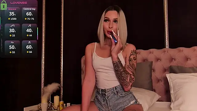 AriannaLure online show from October 9, 2025, 6:17 pm