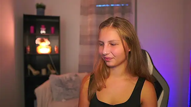 emmie murray online show from October 19, 2025, 1:12 pm