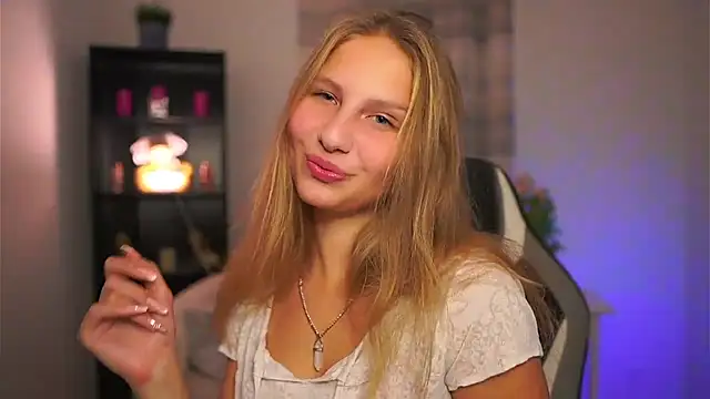 emmie murray online show from November 13, 2025, 3:22 pm