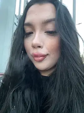 kiss Lissa online show from October 26, 2025, 2:23 pm