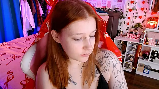 Ayla Hicks online show from February 25, 2026, 2:43 am