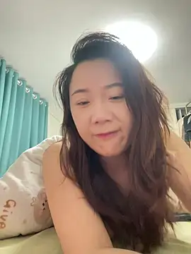 Momo-9988 online show from November 17, 2025, 4:13 pm