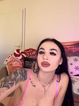 TiaBelle online show from January 7, 2026, 6:21 pm