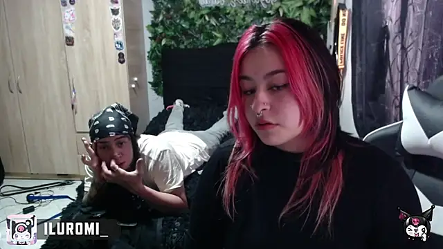 Snapshot of Iluromi chatting on October 10, 2025, 8:30 pm Iluromi online show from October 10, 2025, 8:30 pm