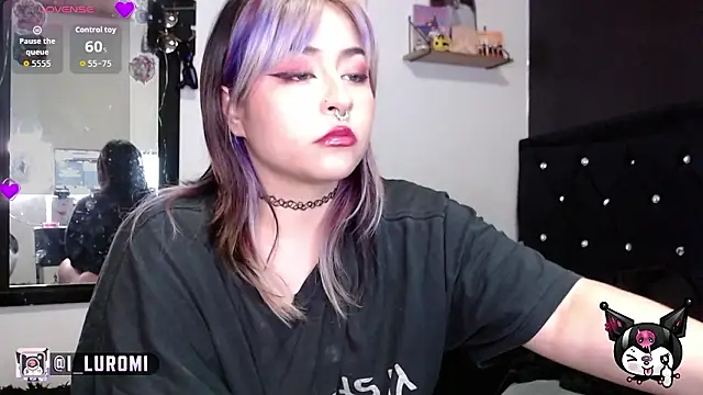 Snapshot of Iluromi chatting on February 27, 2026, 3:12 pm Iluromi online show from February 27, 2026, 3:12 pm