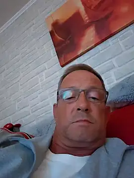 TommyTom76 online show from September 26, 2025, 9:41 pm