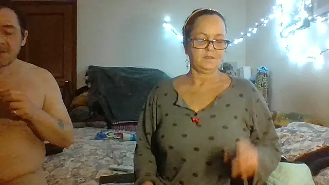 Snapshot of DOLCECOPPIA2025 chatting on December 21, 2025, 10:39 pm DOLCECOPPIA2025 online show from December 21, 2025, 10:39 pm