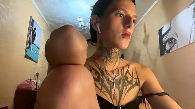 NamBraun online show from October 5, 2025, 6:17 pm