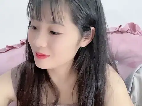 Snapshot of Lie_liee chatting on November 10, 2025, 12:59 pm Lie liee online show from November 10, 2025, 12:59 pm