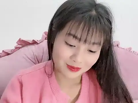 Snapshot of Lie_liee chatting on November 17, 2025, 1:06 pm Lie liee online show from November 17, 2025, 1:06 pm