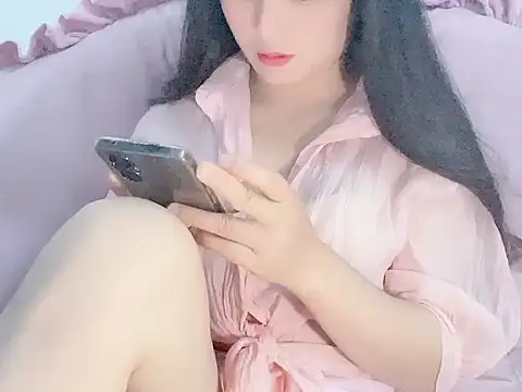 Lie liee online show from April 17, 2026, 1:25 pm