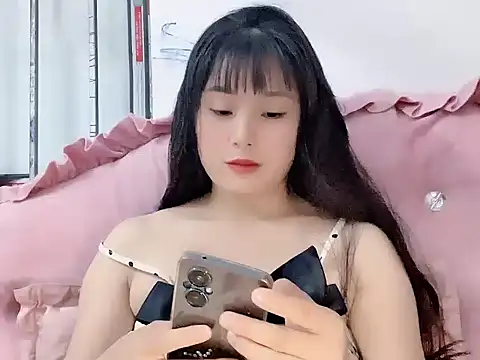 Lie liee online show from June 25, 2026, 1:59 pm