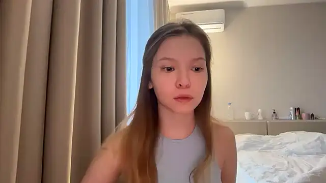 Snapshot of CandysRose chatting on April 20, 2026, 5:32 am CandysRose online show from April 20, 2026, 5:32 am