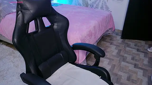 CattleyaAngel online show from April 11, 2026, 6:56 pm