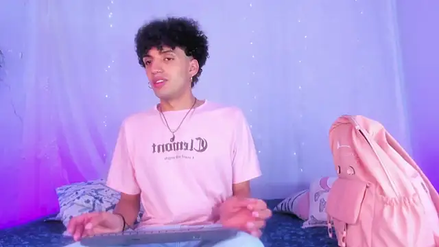 Snapshot of josesweet_ chatting on October 1, 2025, 2:56 pm josesweet  online show from October 1, 2025, 2:56 pm