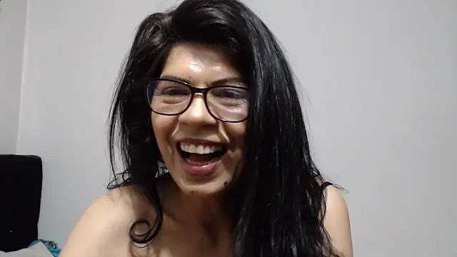 abrilsex23 online show from October 25, 2025, 3:18 pm