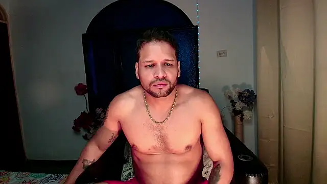 Snapshot of LucasGaeel chatting on May 20, 2026, 10:54 am LucasGaeel online show from May 20, 2026, 10:54 am