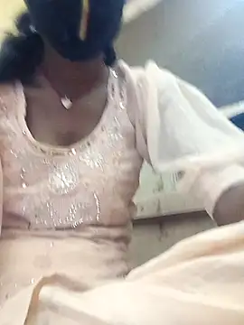 Cuty nensi online show from January 17, 2026, 4:43 pm