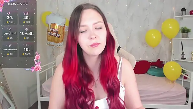 Monica  Queen online show from October 2, 2025, 5:36 am