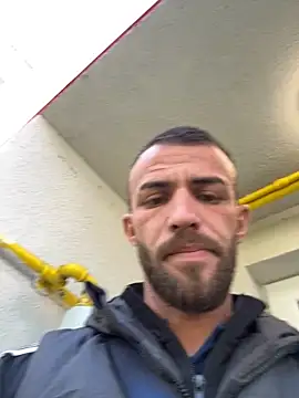 Snapshot of sexyman1936 chatting on October 29, 2025, 10:39 am sexyman1936 online show from October 29, 2025, 10:39 am