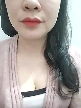 Girl Shy2000 online show from January 6, 2026, 1:31 am