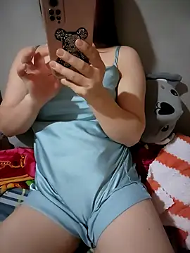 Meoweo 23 online show from October 7, 2025, 9:01 pm