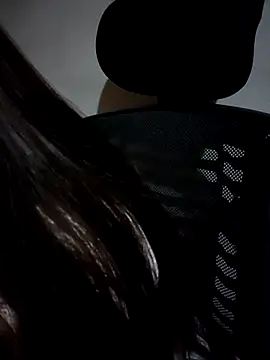 Meoweo 23 online show from December 14, 2025, 8:46 pm